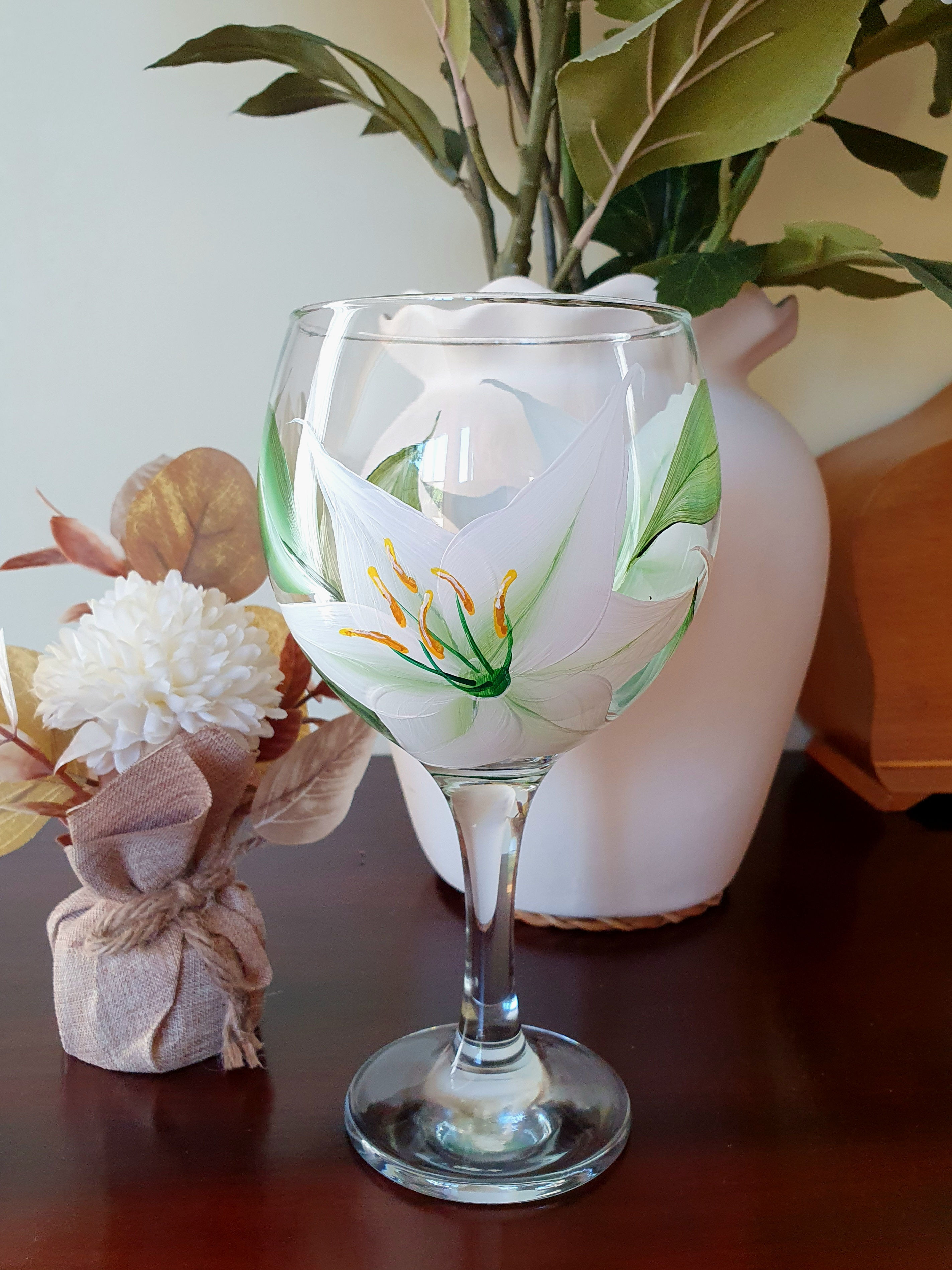 The White Lily - Gin/Wine/Tumbler & Glass Mug