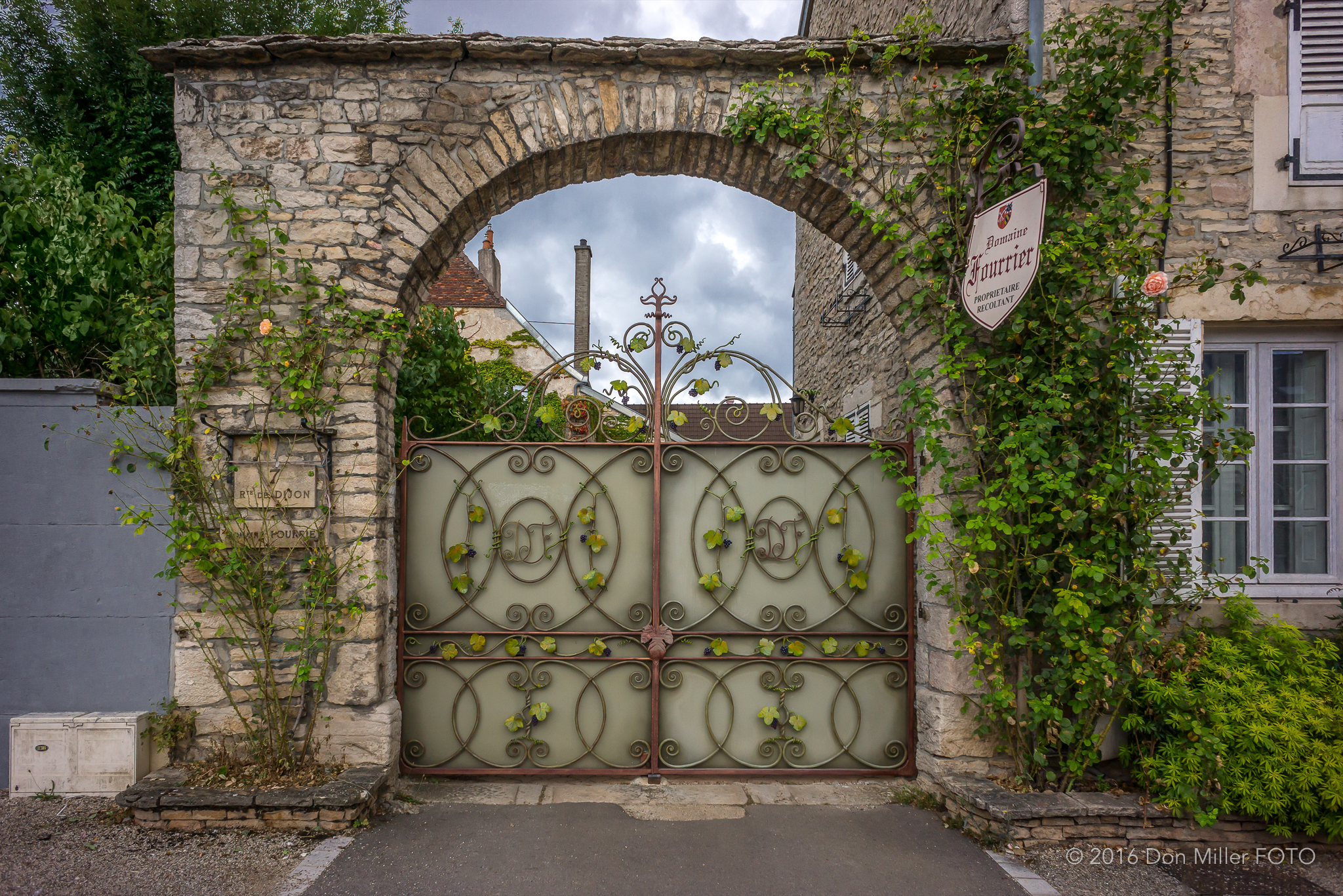 Burgundy Gate