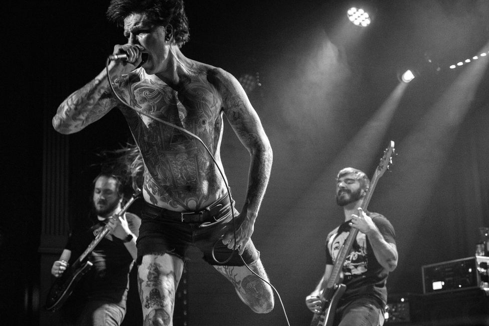 Black & White photo of Neck of the Woods band live