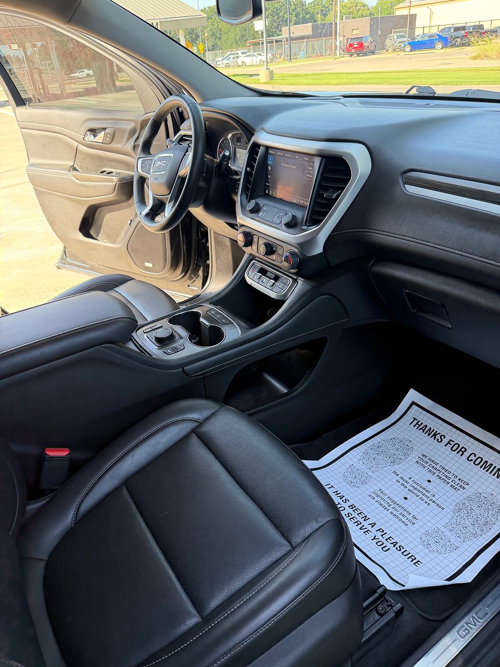 Thumbnail: 2023 GMC Acadia SLT