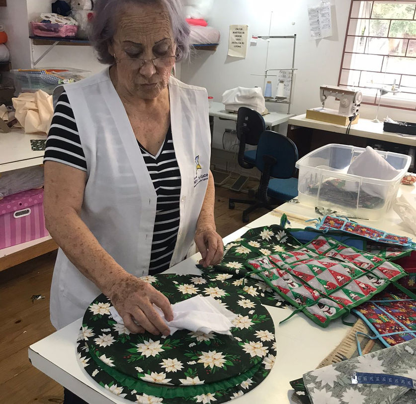 NILZA TARTUCE ESCOLA NA MODALIDADE DE EDUCAÇÃO ESPECIAL- COCEC VOLUNTÁRIAS CONFECÇÃO 2.jpg