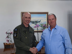 Formal visit of the President of ELAO to the Commander of DAE