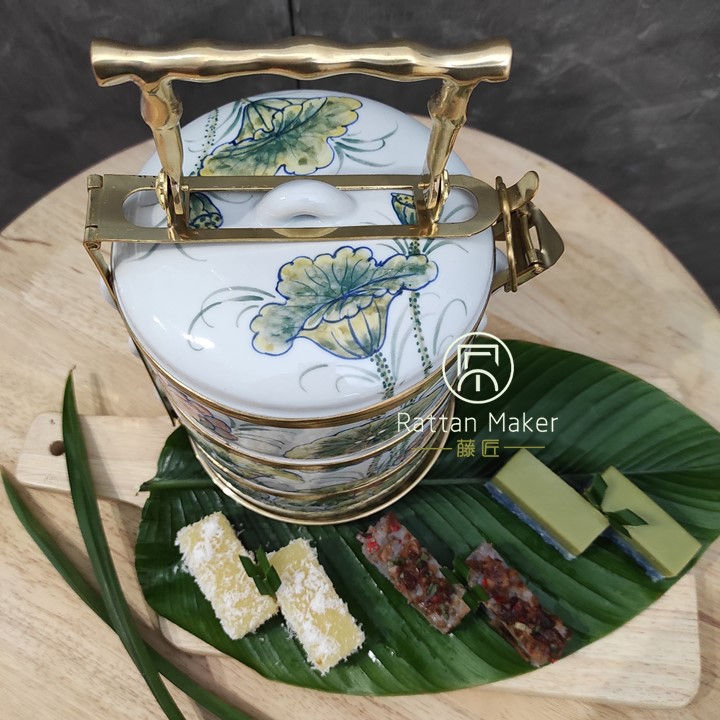 Thumbnail: [PT2] Mangkuk Tingkat Porselin / Porcelain Tiffin with Brass Handle /Lunch Box