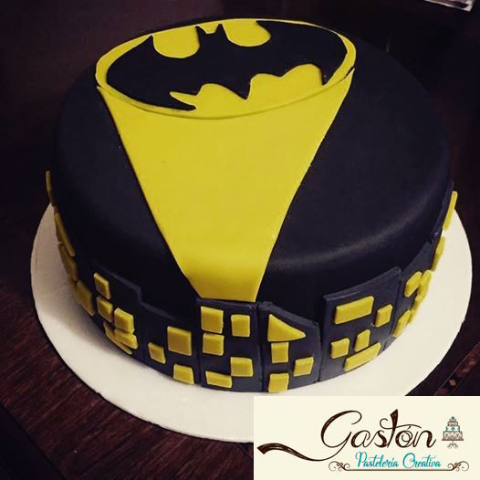 BATMAN CAKE