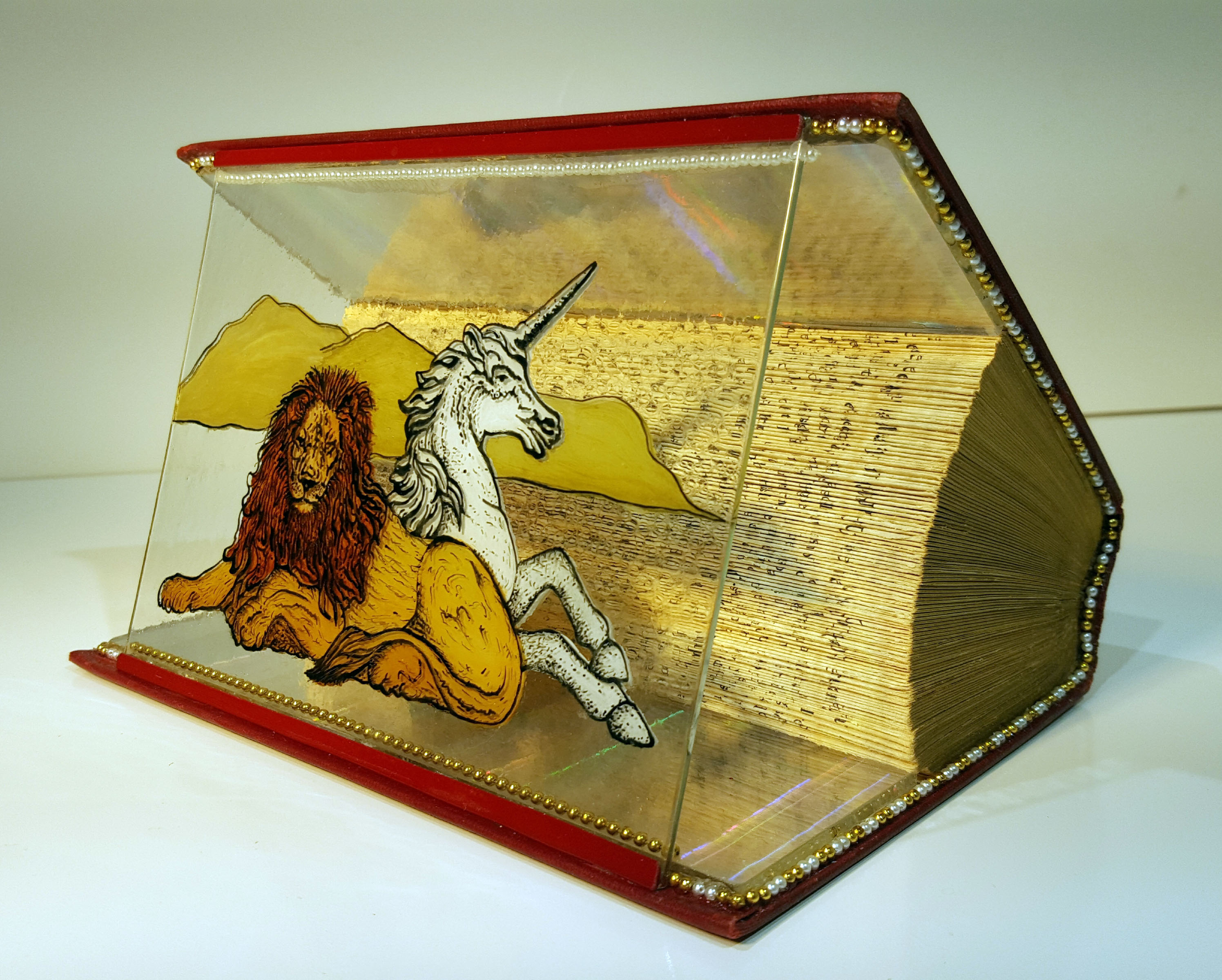 Animal Tales - The Lion and the Unicorn