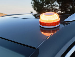 CAR SAFETY BEACONS Becoming Compulsory In Spain