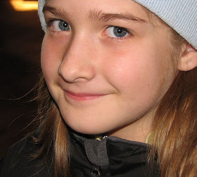 Catrine-confiante-seule