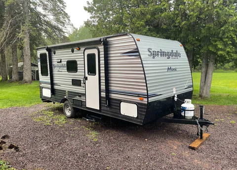 https://rentals.northwoodsrents.com/products/2018-springdale-mini