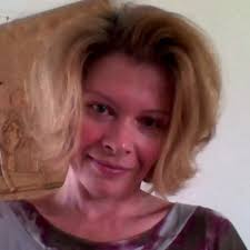 Writer: Eleni Motsiou