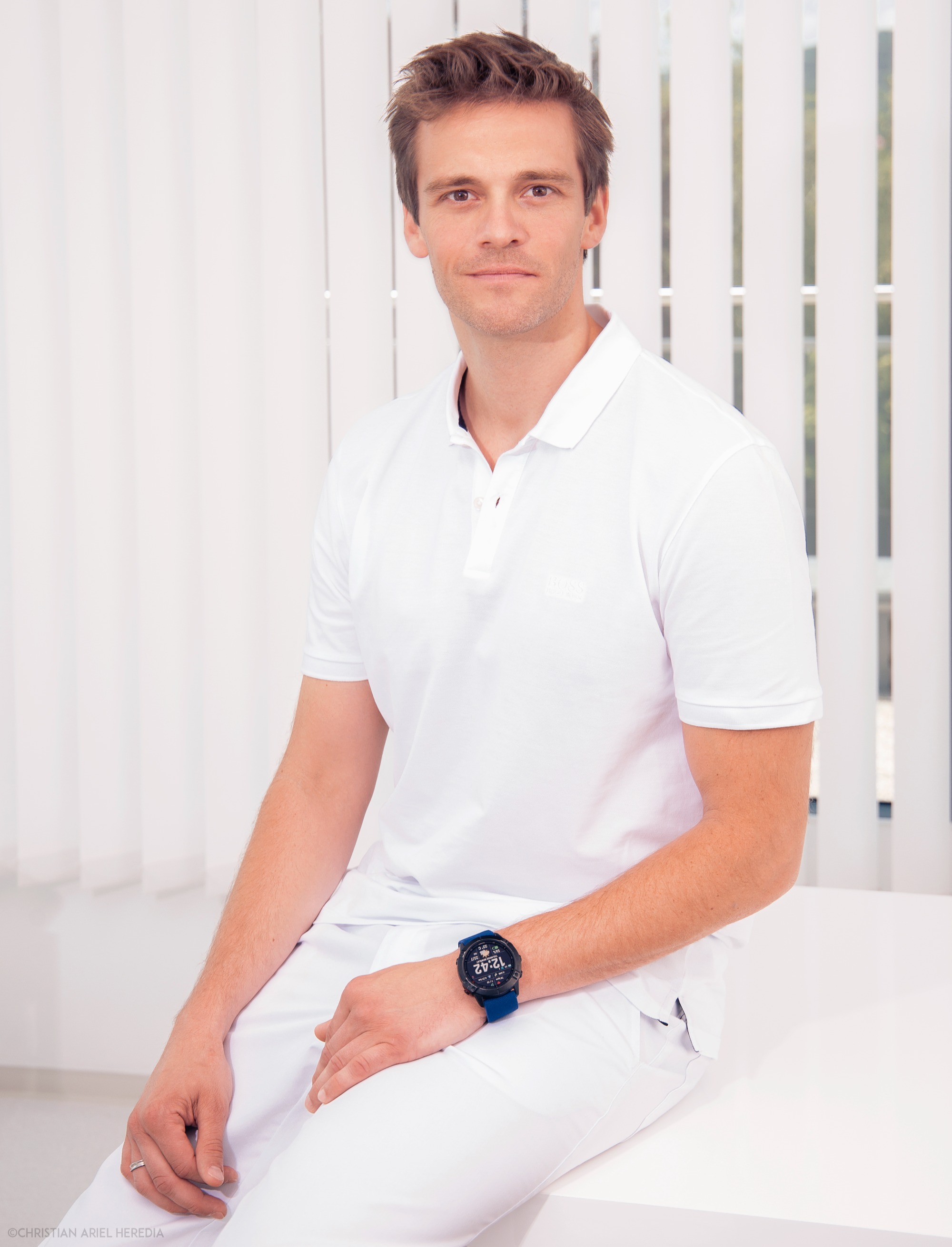 OA Dr. Lukas Hold
