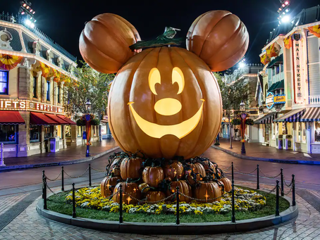 Have an Oogie Boogie time! Halloween at Disney