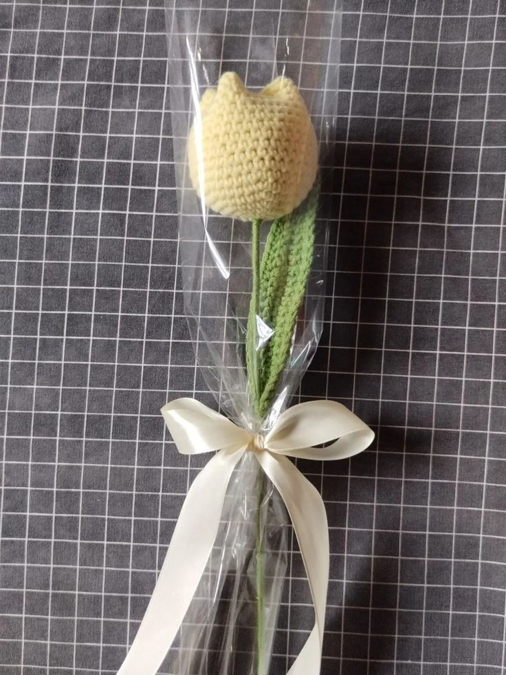 Thumbnail: Crochet Single Flower Bouquet