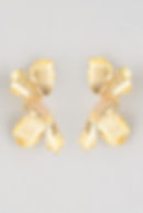 Elegant orchid-shaped earrings inspired by blooming flowers — floral statement jewelry with delicate petal details, perfect for nature-inspired or botanical fashion trends