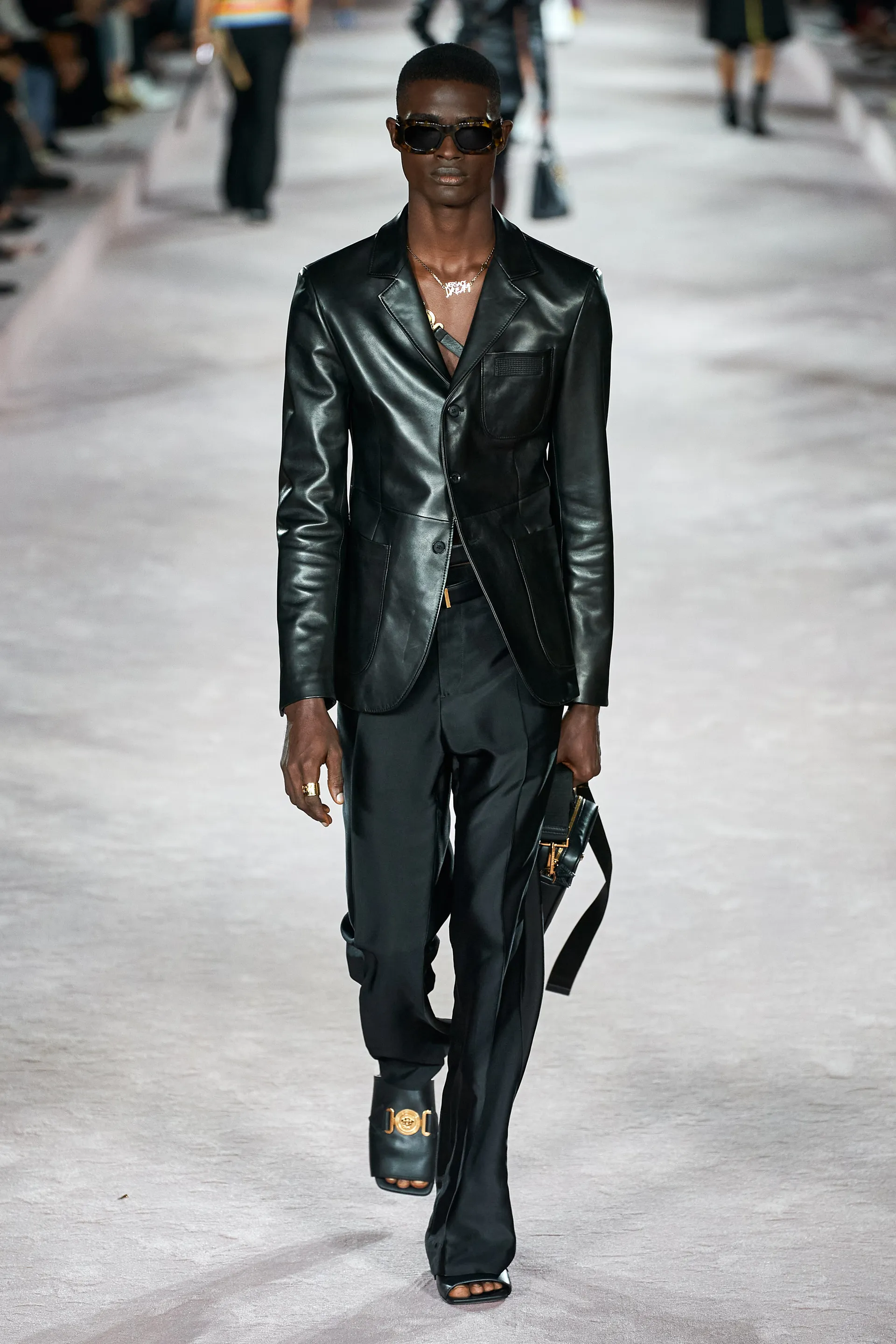 VERSACE SPRING 2022
