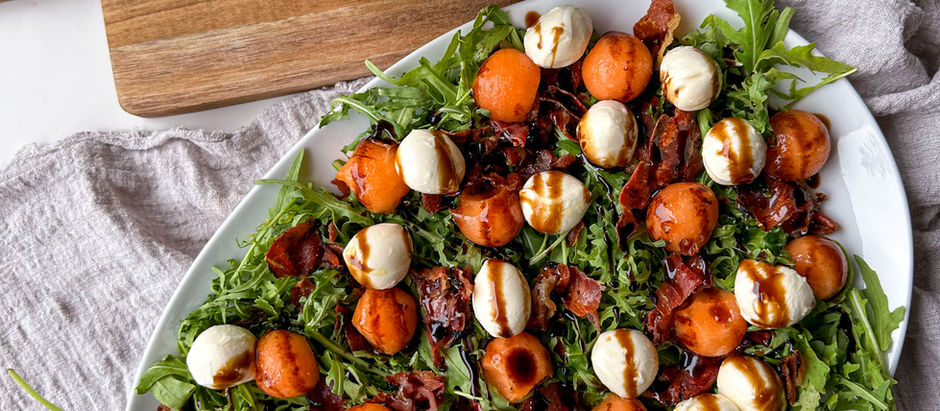 Sumarsalat með mozzarella