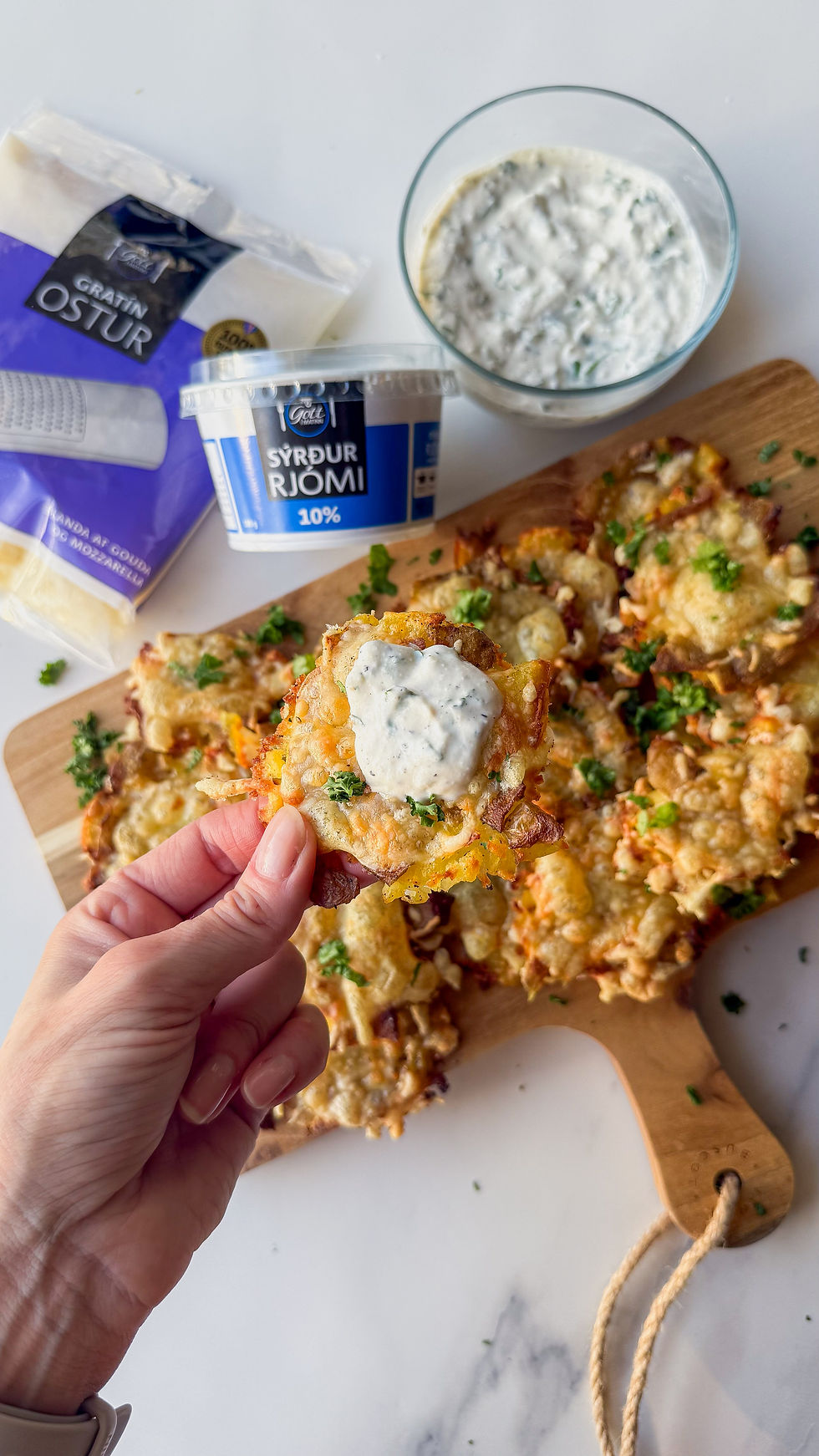 Stökkar kartöflur með sósu