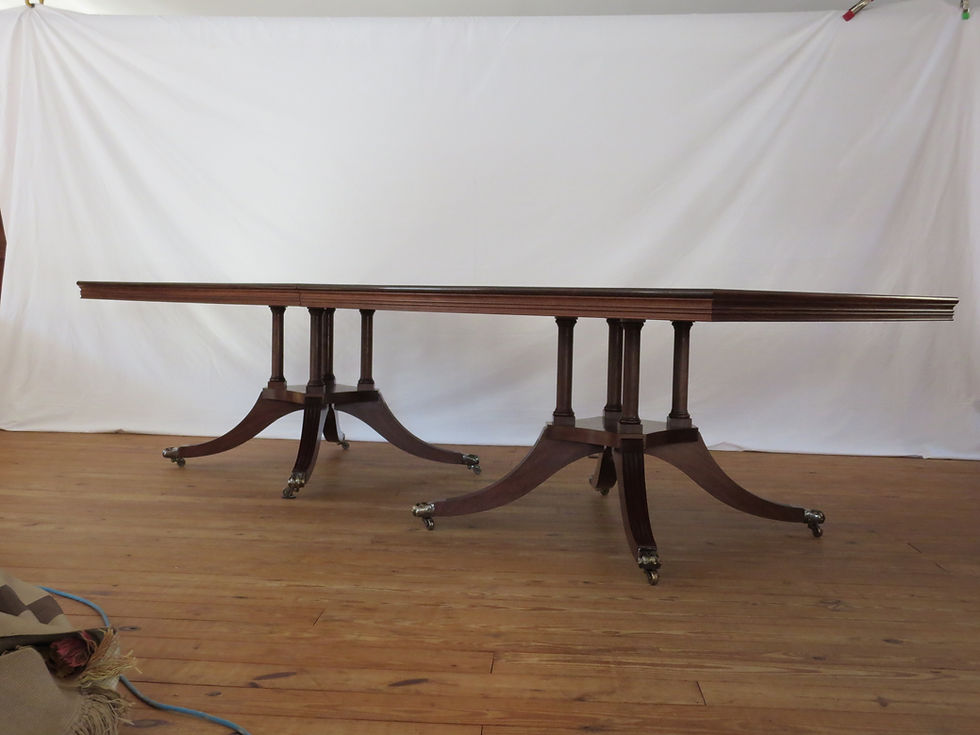 Thumbnail: Estate Table