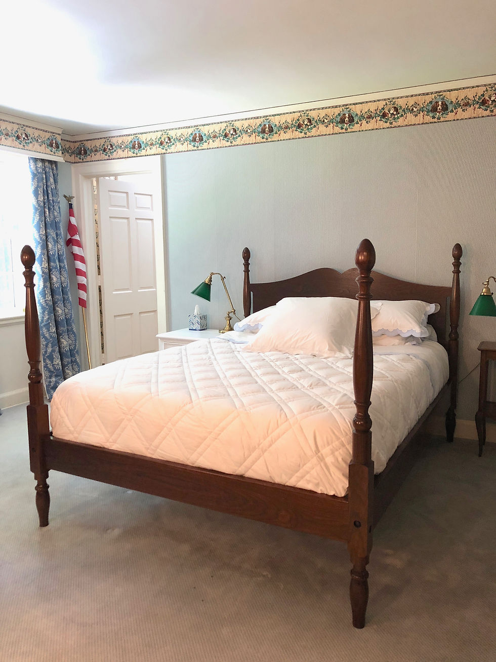 Thumbnail: Alice Bed