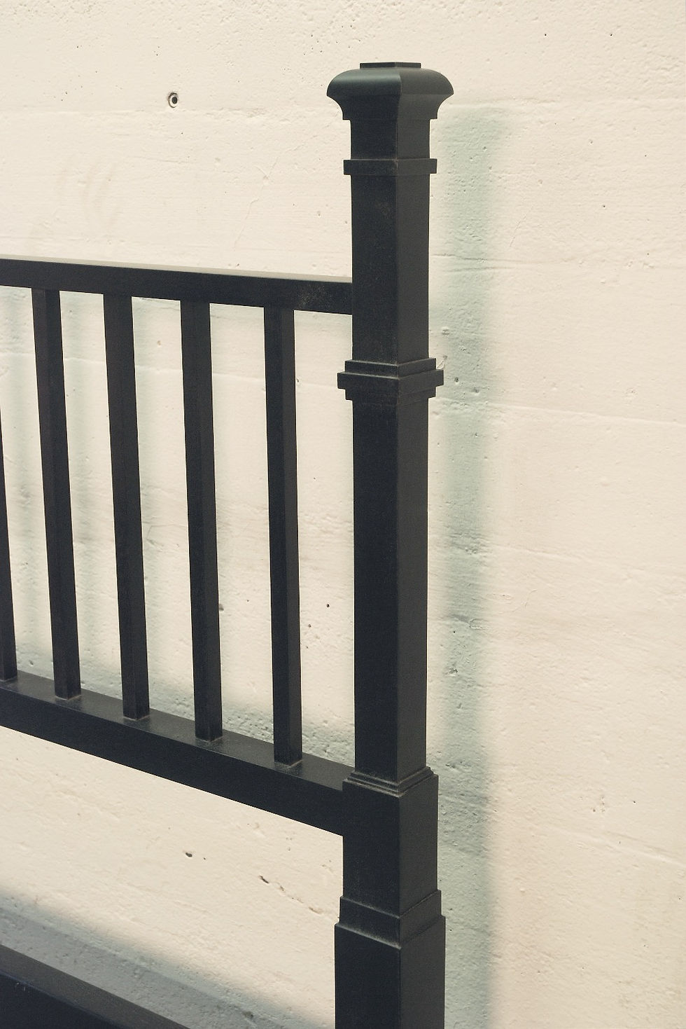 Thumbnail: Temple Post Bed