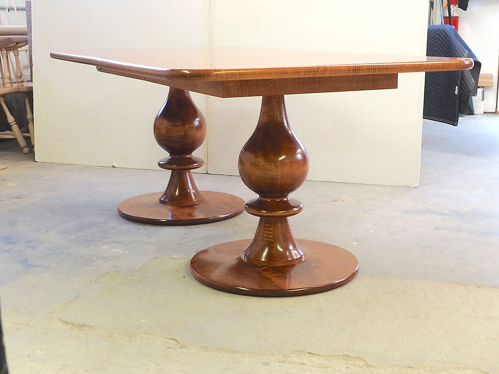 Richard's Pedestal Table