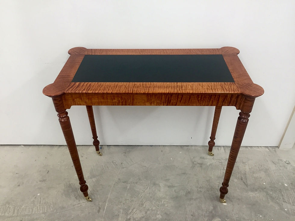 Thumbnail: Porringer Desk