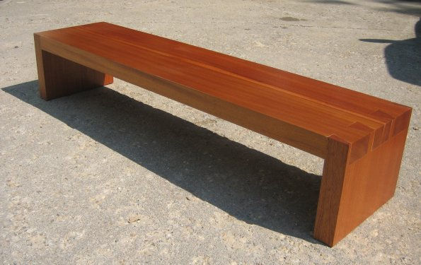 Dovetail Bench