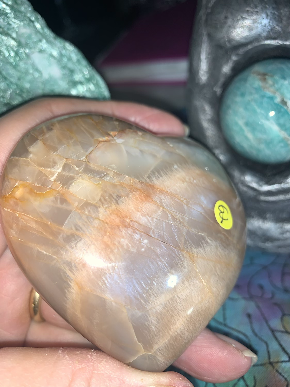 Thumbnail: Peach Moonstone Heart