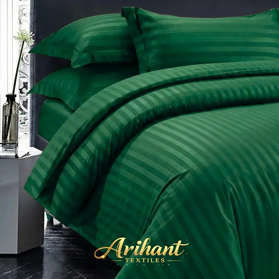 Bulk supply of medical green striped duvet covers: Factory-direct wholesale for hospitals, clinics, and institutional healthcare supply.