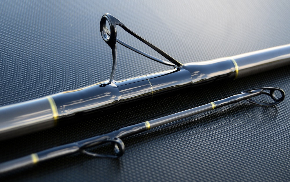 13' 616oz shark series spinning surf rod barrett rods