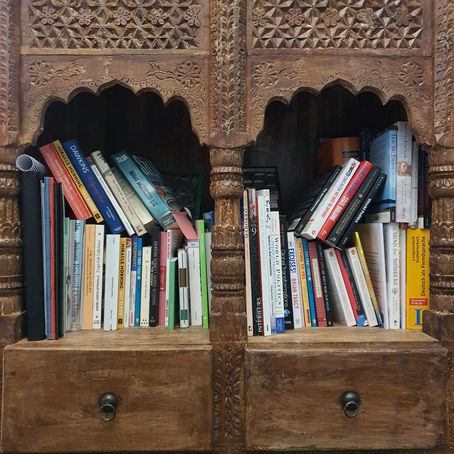  أشنو دارو هادوك لي قراو ؟