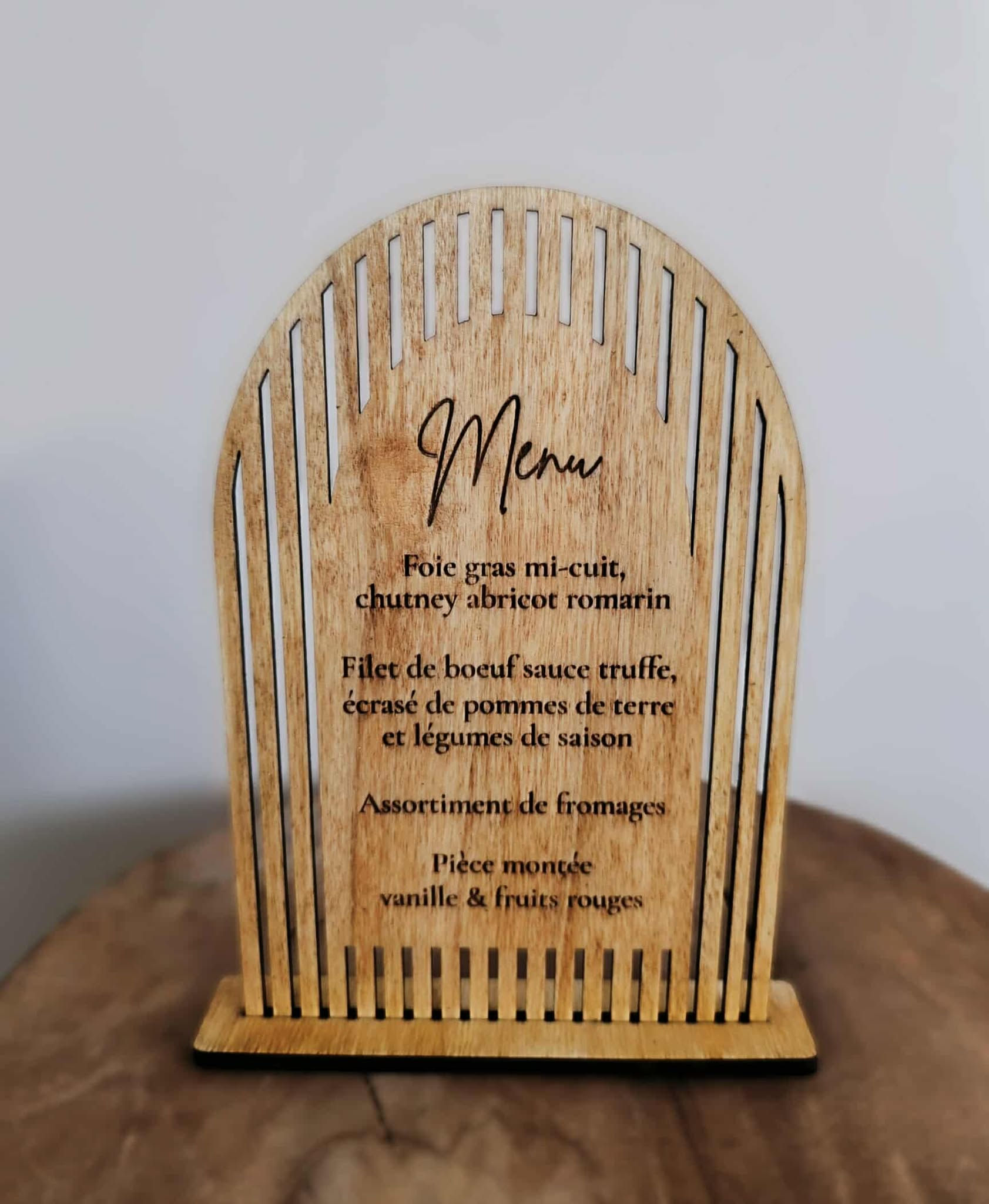 Menu de table - Ajouré linéaire