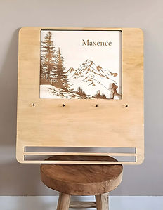 Porte-dossards et médailles.jfif