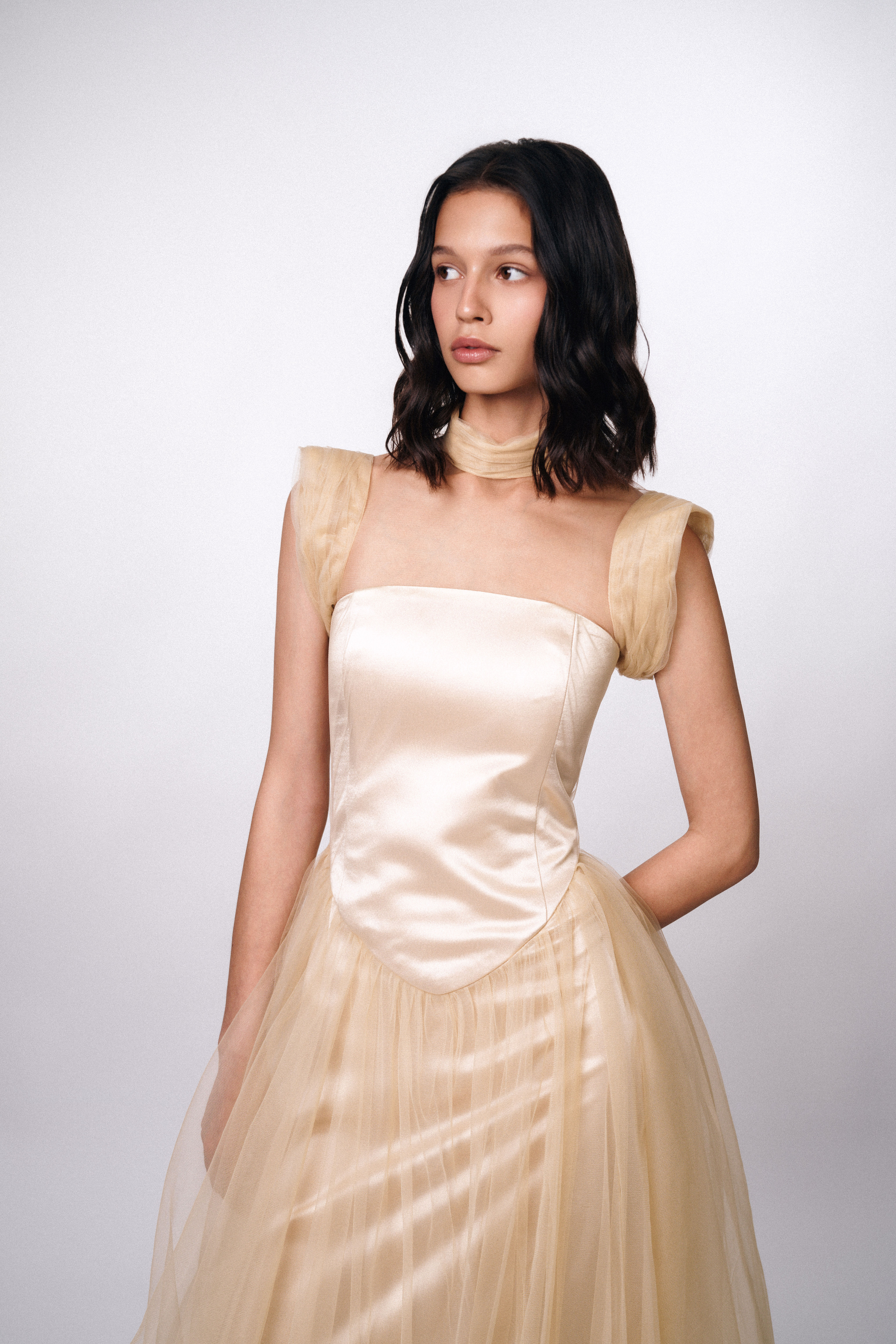 Agustina gown