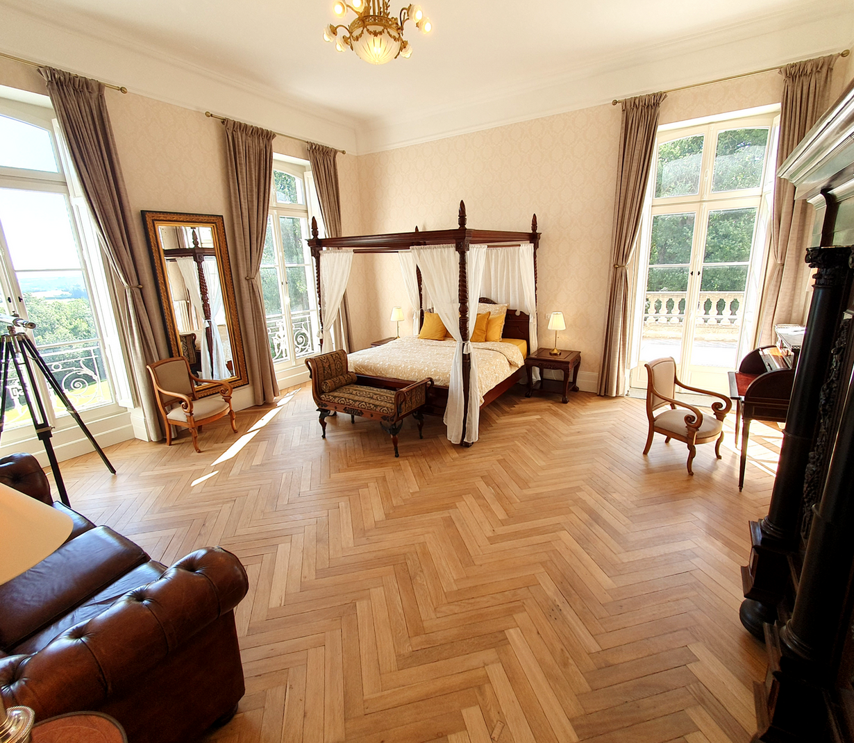 Château Portos - Suite 1 with private bathroom
