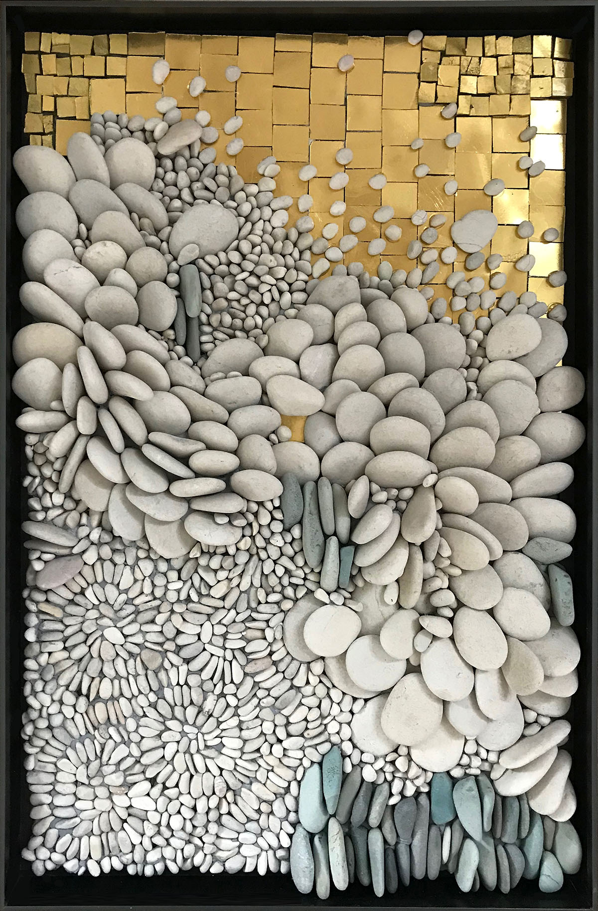 GOLDEN EFFERVESCENCE