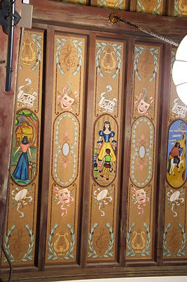 Murals at Beach 2.jpg