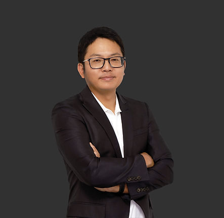 Kevin Lee headshot.jpg