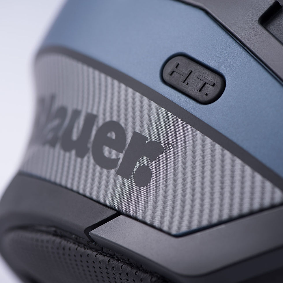 Miniatura: Blauer Solo Modrá