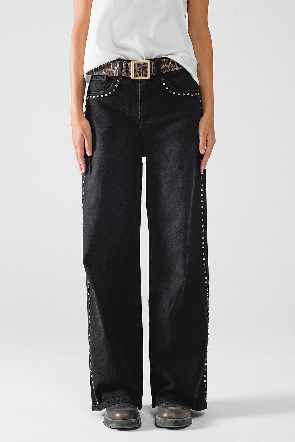 Thumbnail: Straight Jeans With Stud Trim Details on the SIdes in Black