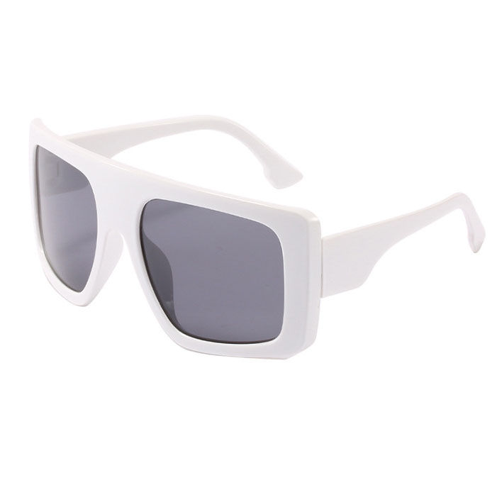 Thumbnail: Trendy Oversized Shades