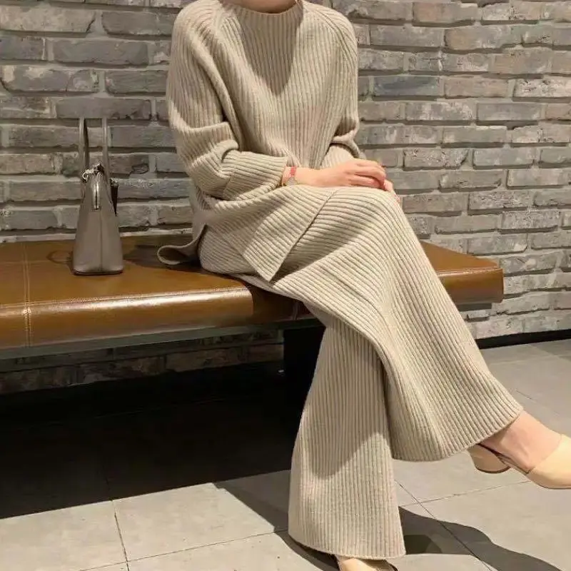 Thumbnail: Casual Loose Women's Knitted Two-Piece Suit