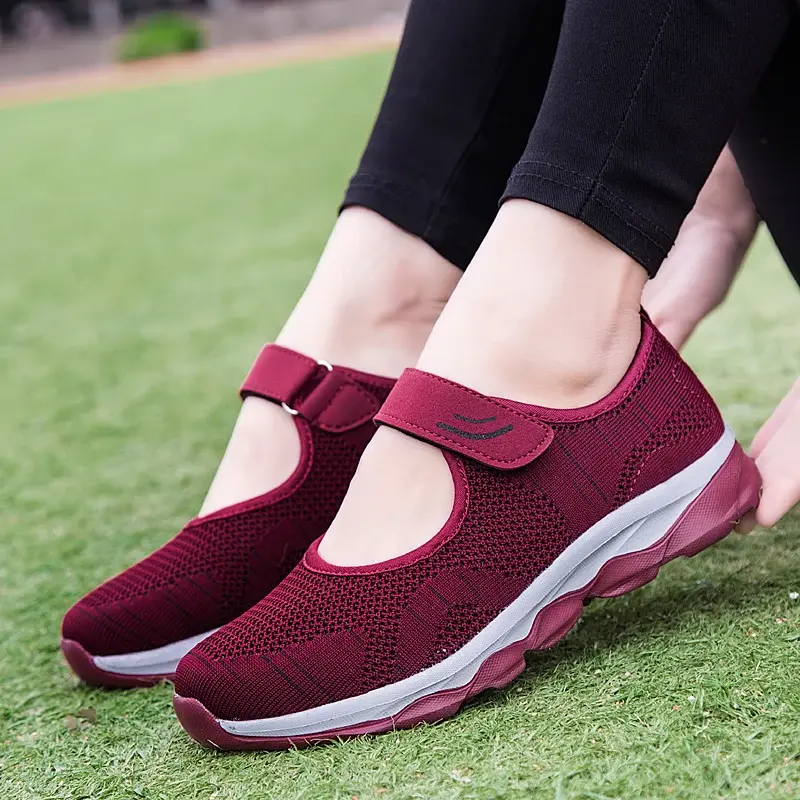 Thumbnail: Breathable Mesh Casual Sneakers
