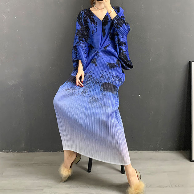 Thumbnail: Kimono Sleeve Tie Dye Printed Maxi Dresses