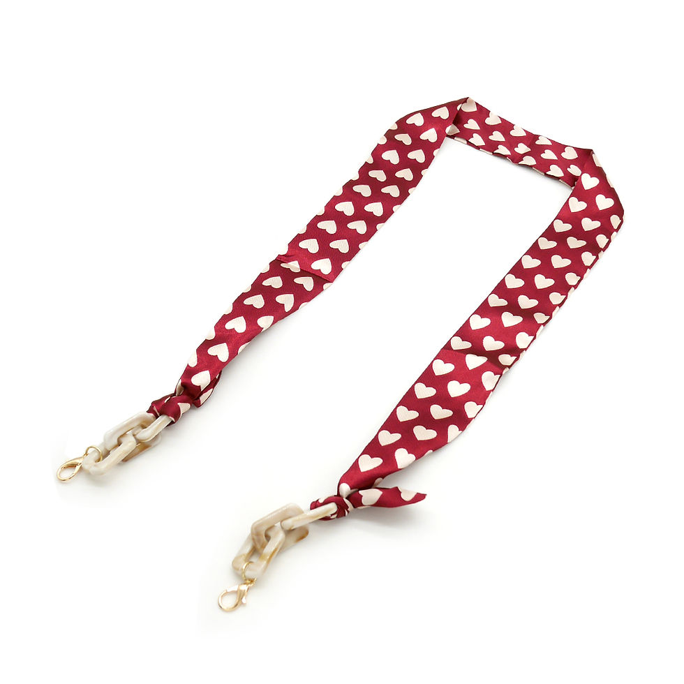 Thumbnail: Trendy Design Masking Strap Eyeglass Necklace