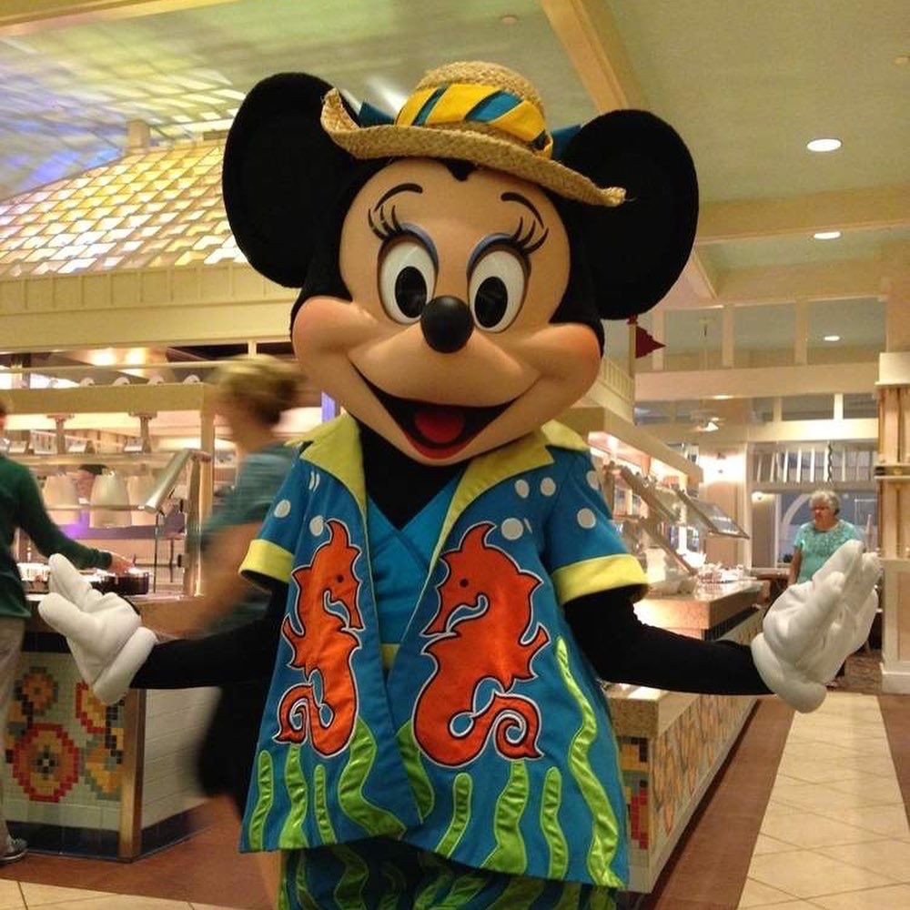 Retorno das refeições com personagens em Walt Disney World.