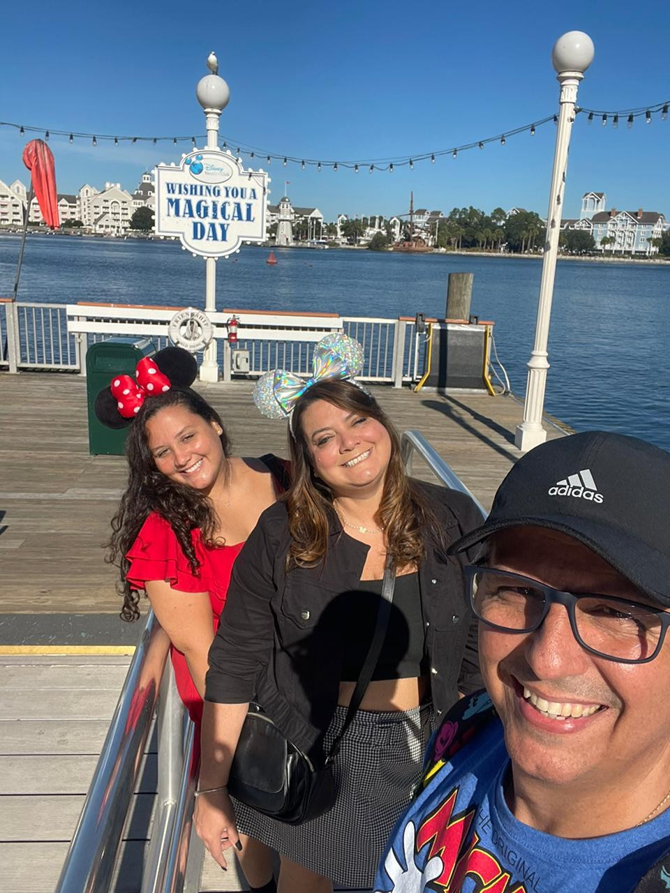 Passeios de barco pela Lagoa de Disney's BoardWalk.