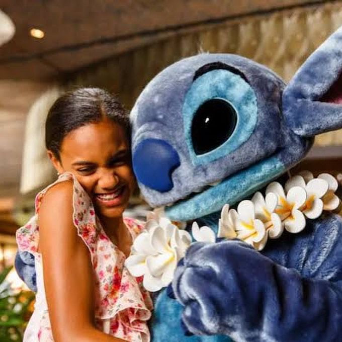 Ohana Best Friends Breakfast com Lilo e Stitch no Disney's Polynesian Village Resort.