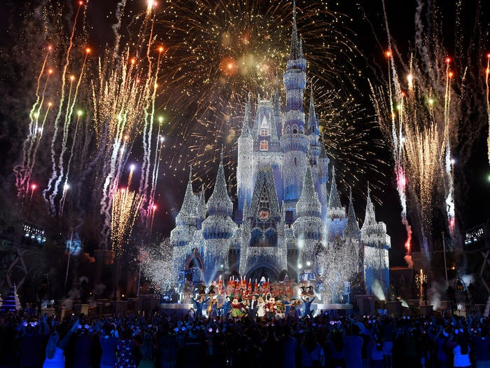 Elsa congela o parque Magic Kingdom