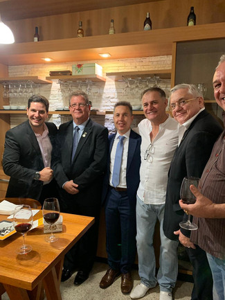 Presidente Iuga realiza encontro de empresários ligados à Fenavist