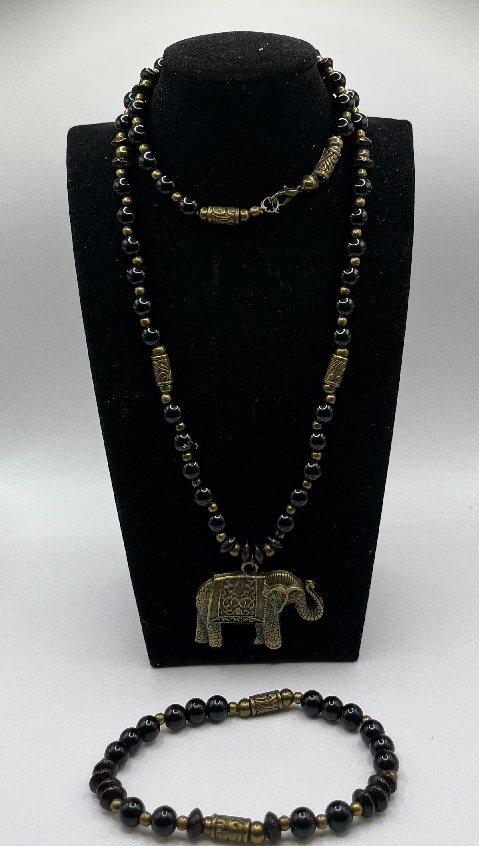 Male King Elephant Beaded Necklace 2